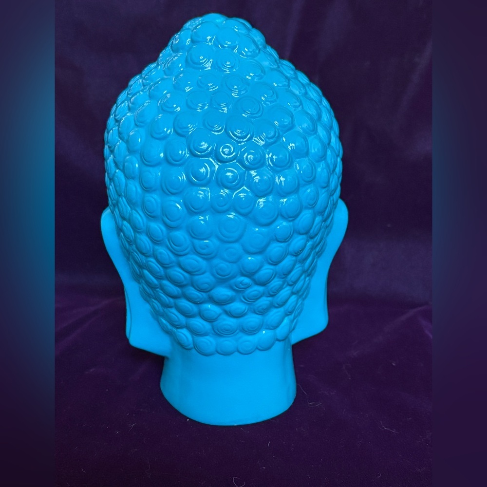 BUDDAH HEAD STATUE - Beautiful Turquoise color, ceramic, 9” high and 8” wide. - Picture 7 of 15